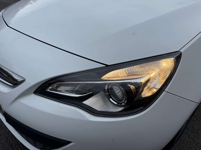 2014 Vauxhall Astra 1.4 Astra GTC Sport S/S 3dr Coupe Petrol Manual