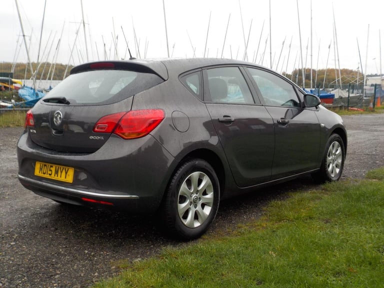 2015 Vauxhall Astra 1.6 CDTi ecoFLEX 94g Design Euro 6 (s/s) 5dr HATCHBACK Diesel Manual