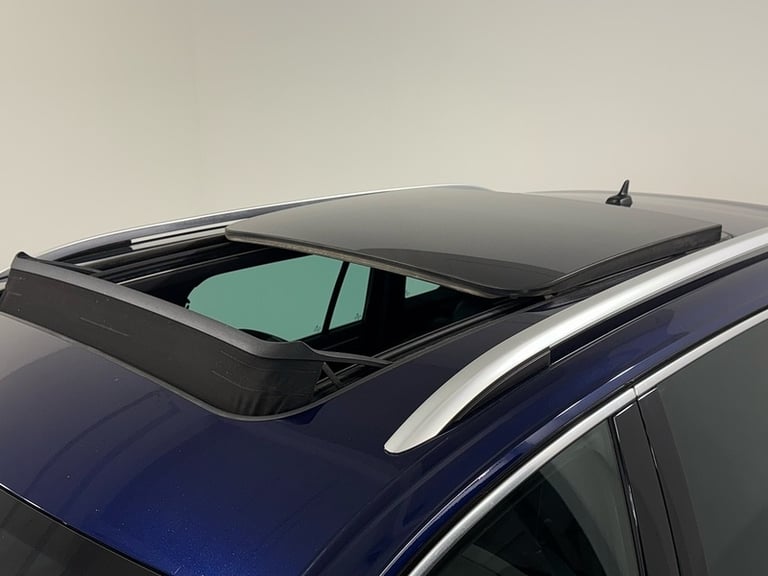 2017 Volkswagen Tiguan TDI R-Line SUV Diesel Automatic