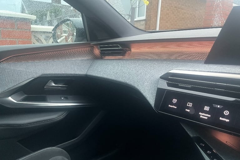  Peugeot 3008 SUV 1.2 Hybrid Gt Suv 5dr Petrol Hybrid E Dsc6 Euro 6 s/s 136 Ps