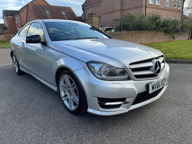 image for 2011 (61) MERCEDES-BENZ C180 AMG SPORT AUTO PETROL LONG MOT JUST SERVICED LOVELY