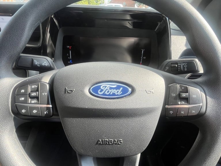  Ford Transit Courier 1.5 EcoBlue Leader Van Diesel