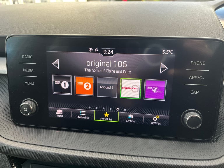 2022 (72) Skoda Fabia Colour Edition 1.0 Tsi