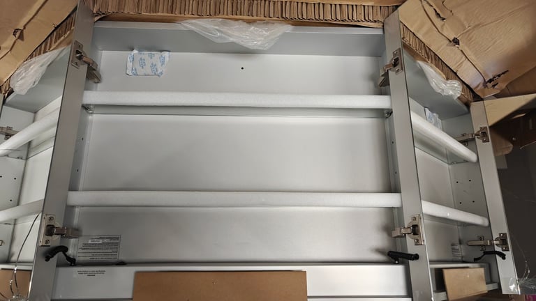 LED Bathroom Mirror Cabinet 815x700mm *damaged* X2