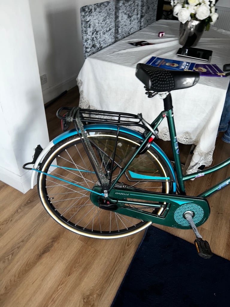 Bike 28 inch wheels 