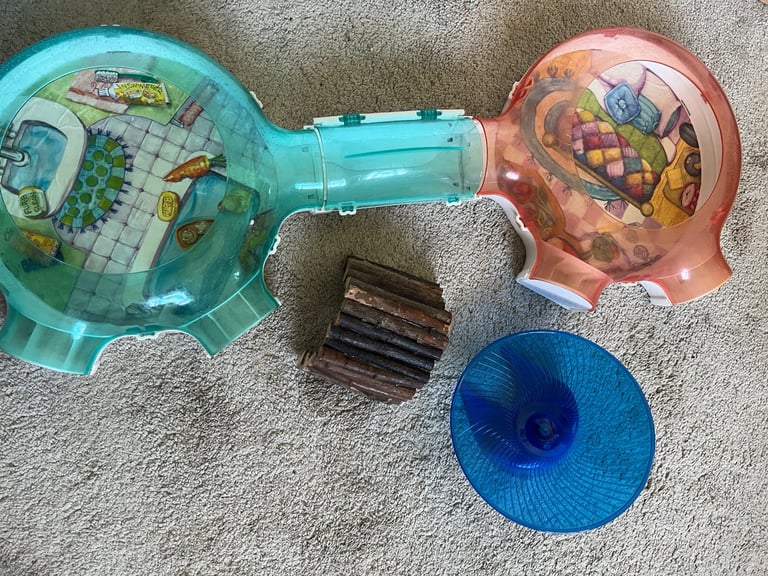 Hamster wheel and accessories 