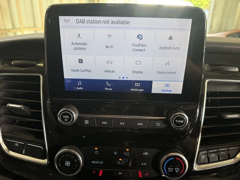 2020 Ford Tourneo Custom 2.0 320 EcoBlue Titanium Minibus Double Cab 5dr Diesel Auto L2 Euro 6 (s...