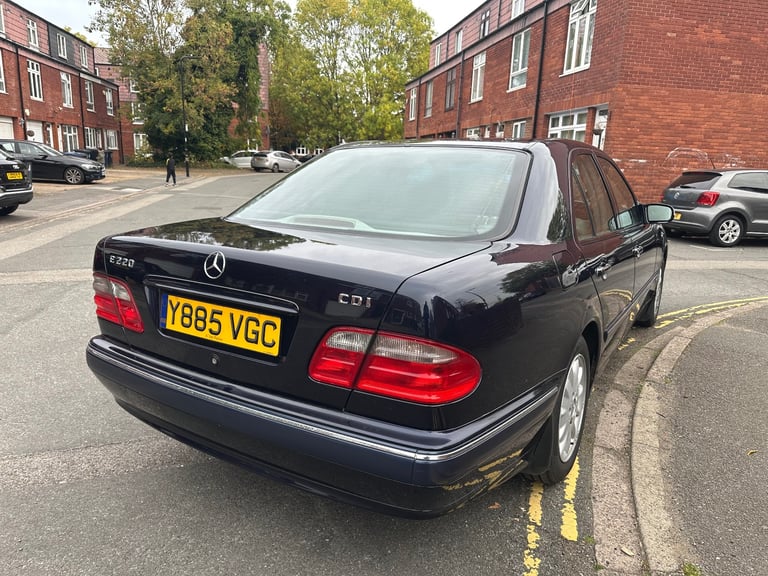 Mercedes-Benz, E CLASS, Saloon, 2001, Semi-Auto, 2155 (cc), 4 doors