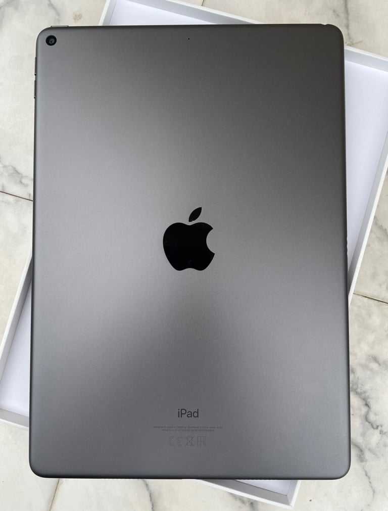 iPad Air 3rd Generation 10.5 Excellent condition 