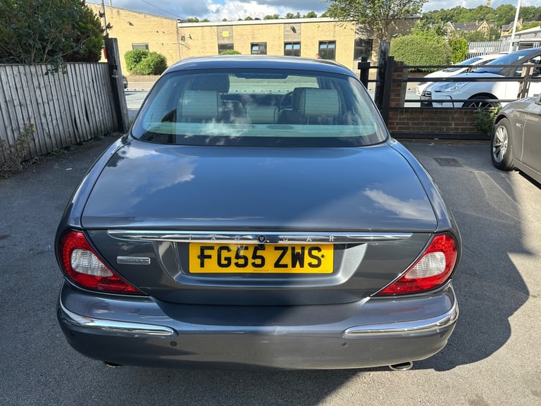 2006 Jaguar XJ XJ 2.7 TDVi Sovereign 4dr Auto SALOON Diesel Automatic