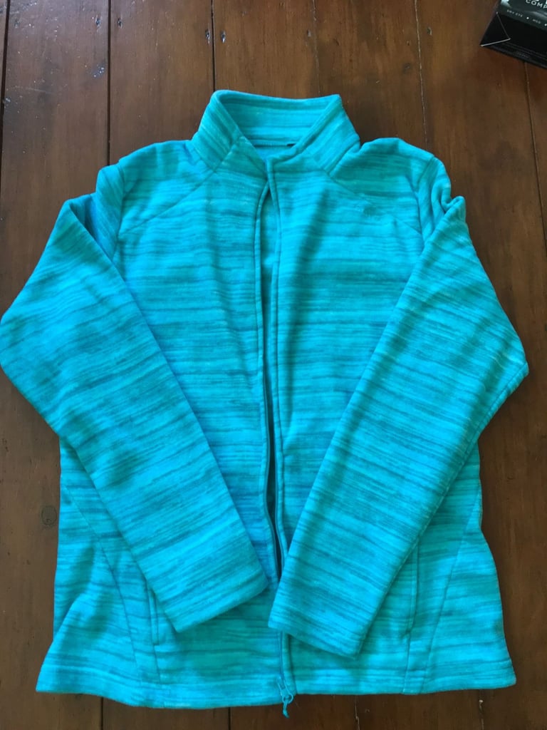 image for New women's fleece jacket size xl but more like a 16. Chest measures 42 inch. Length 26 inch