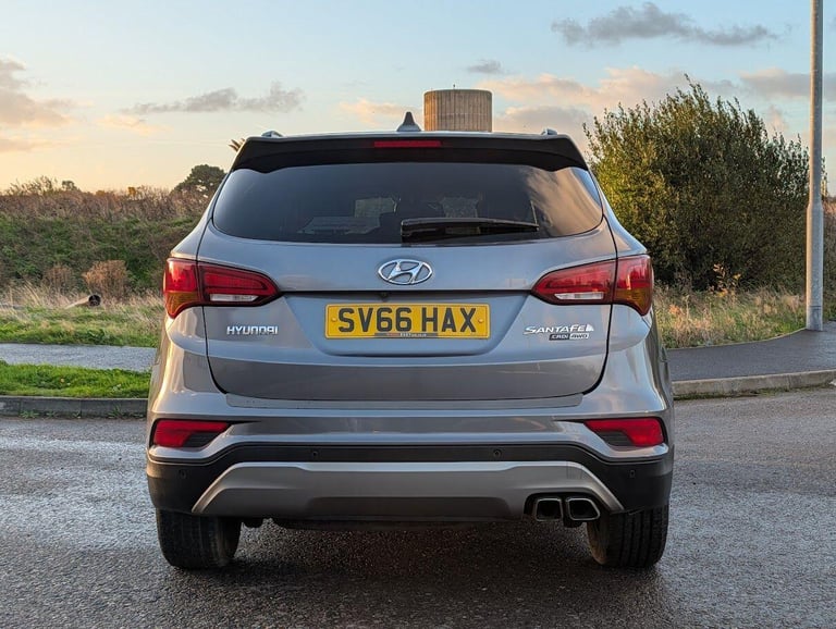 2016 Hyundai Santa Fe 2.2 CRDi Blue Drive Premium 4WD Euro 6 (s/s) 5dr ESTATE Diesel Manual