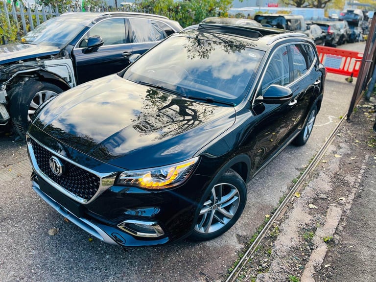 MG BREAKING 2022 HS EXCLUSIV PHV MK1 PLUG IN HYBRID 1.5 PETROL AUTO