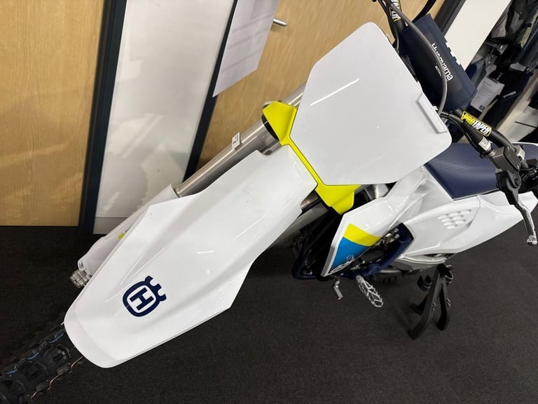 2025 Husqvarna Offroad Motorcross FC 350 Petrol white 5 Speed