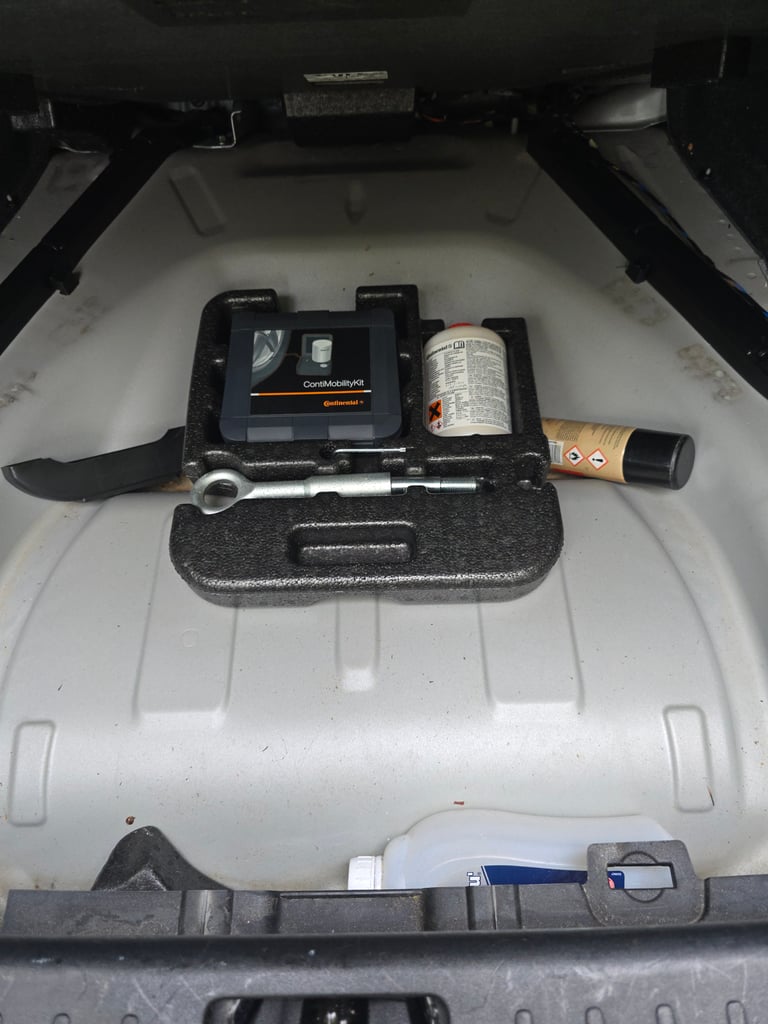 Volvo, S60, Saloon, 2011, Manual, 1560 (cc), 4 doors
