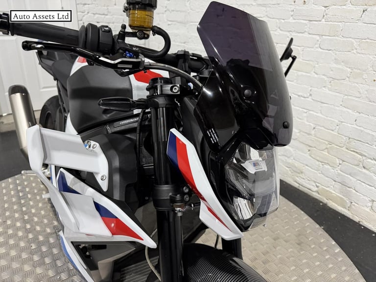 2024 BMW M 1000 R 1000 Naked Petrol Claw-shifted Euro 5 (209 ps) Naked Petrol Manual