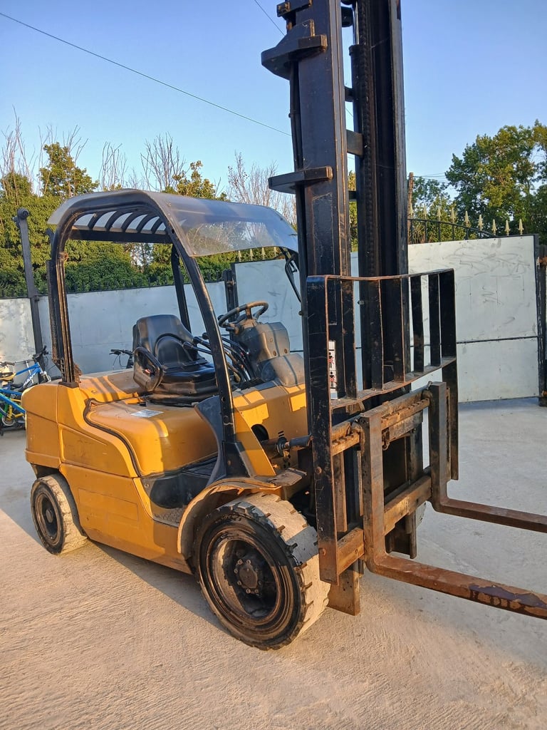 CAT DIESEL FOLKLIFT DOUBLE MASK FOR SALE