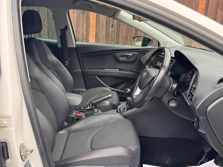 2015 SEAT Leon 1.4 TSI FR Black Technology Euro 6 (s/s) 5dr HATCHBACK Petrol Manual