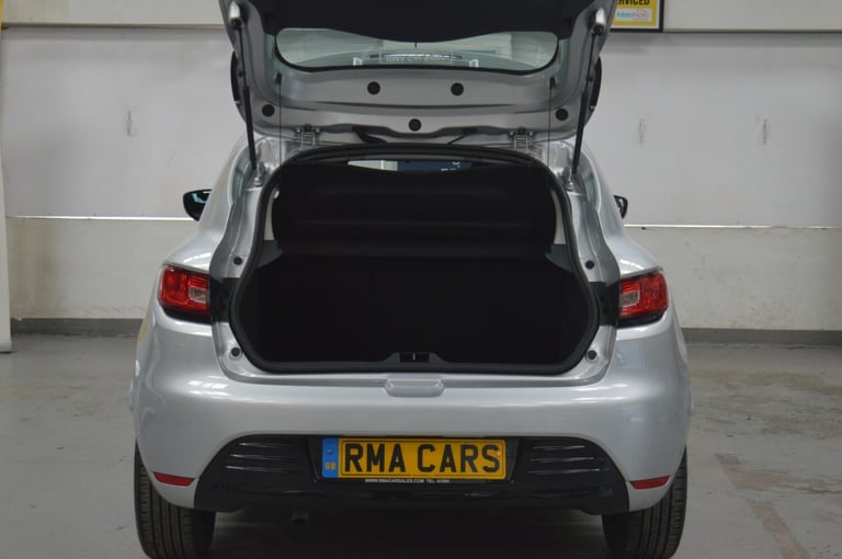 2019 Renault Clio 1.5 dCi 90 Play 5dr LOW MILEAGE + ONE OWNER + ULEZ COMPLIANT Hatchback Diesel M...