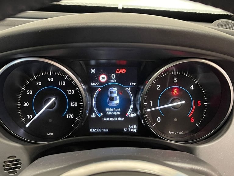 2018 Jaguar XE 2.0d Portfolio Saloon 4dr Diesel Manual Euro 6 (s/s) (180 ps) Saloon Diesel Manual