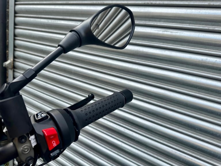 Moto Guzzi V100 Mandello S E5+