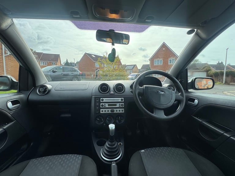 2005 (55) Ford Fiesta 1.4 Zetec Climate Hatchback 5dr Petrol Manual 12 Months Mot