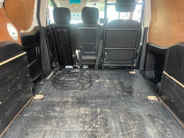 2019 Peugeot Partner 636 SE 67 Van Auto PANEL VAN Electric Automatic