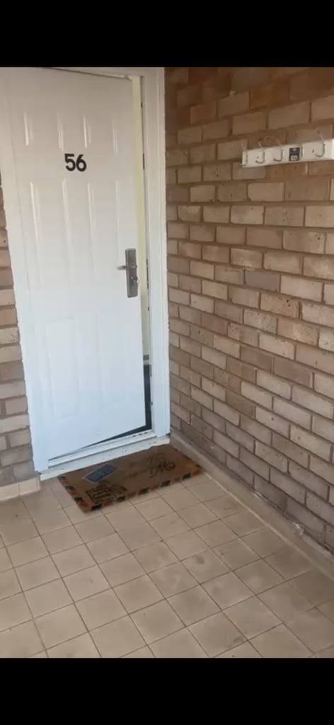 Flat For Rent - 1 Bedroom