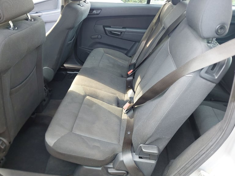 2009 Vauxhall Zafira 1.6 LONG MOT FSH Drives Superb