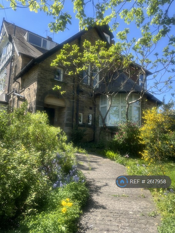 2 bedroom flat in St.Mary's Road, Leeds, LS7 (2 bed) (#2617958)