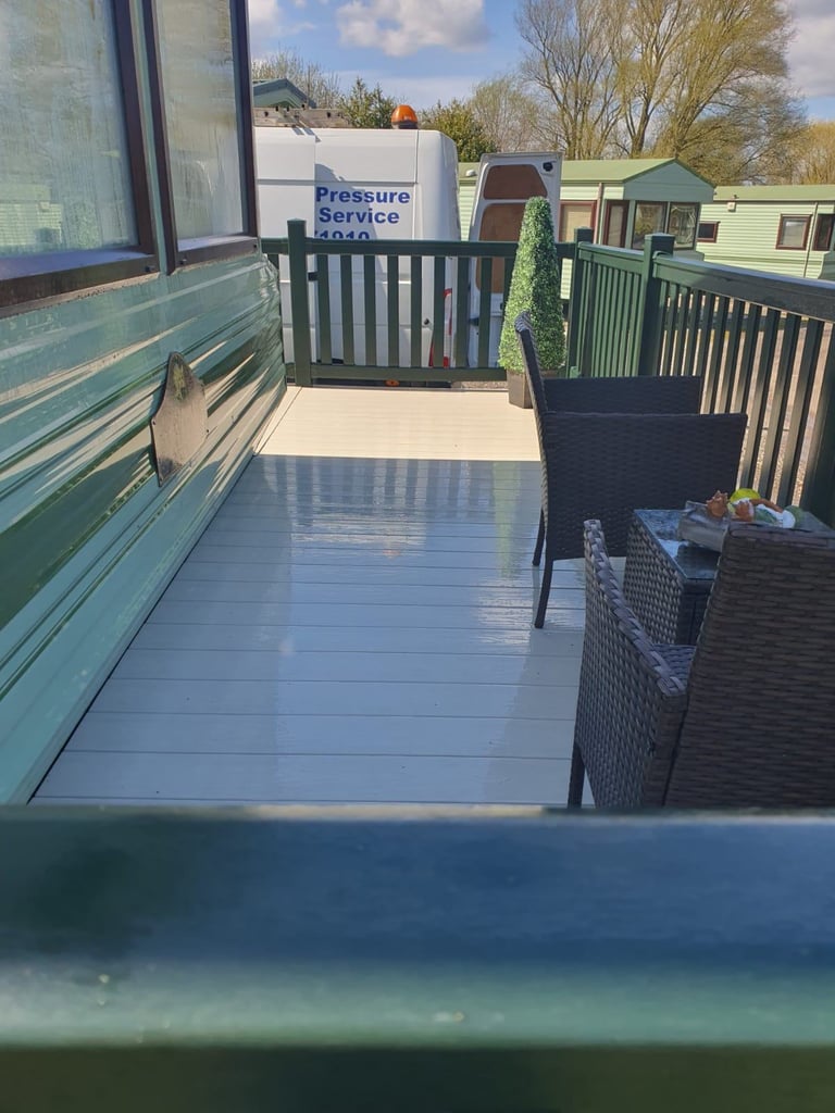 Willerby Salisbury Static Caravan 35 x 12 2 bedroom sited PRIVATE SALE