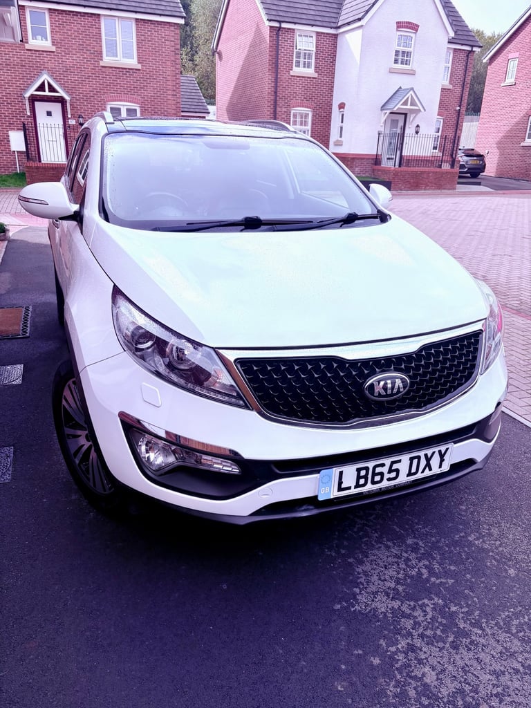 Kia, SPORTAGE, Estate, 2016, Manual, 1685 (cc), 5 doors