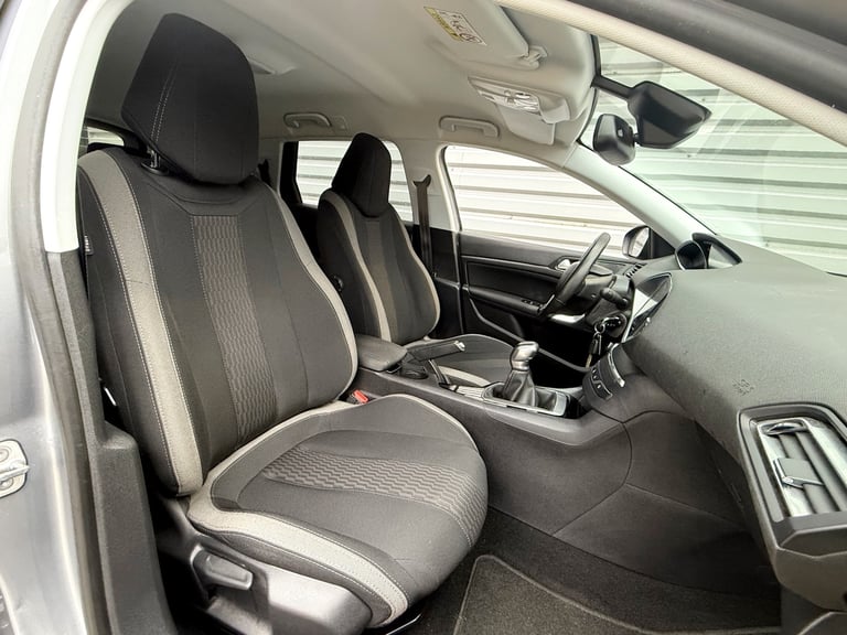 LEFT HAND DRIVE 2015 PEUGEOT 308 SW 1.2 PETROL [ESTATE] FRENCH PLATES | LHD