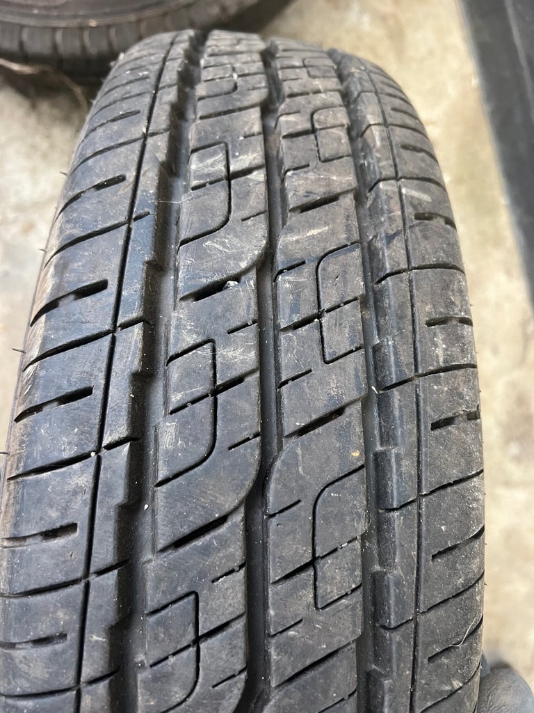 2 x 185/75 R16C Tyres and Rims *New*