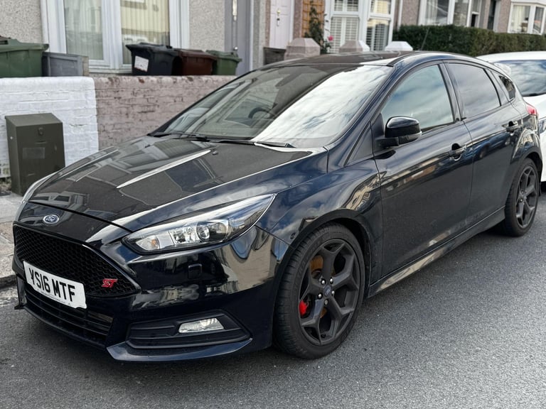 2016 Ford Focus 2.0 TDCi 185 ST-3 5dr HATCHBACK DIESEL Manual