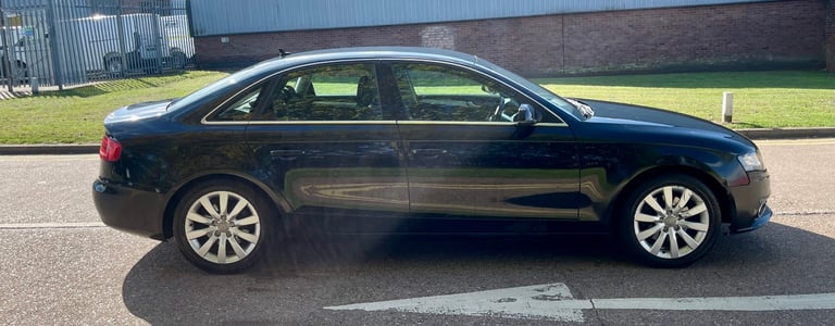 2010 Audi A4 2.0 TDI SPORT DRIVES SMOOTH READ ADD 