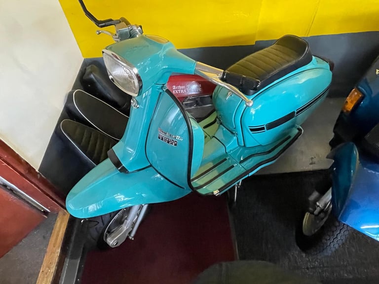 LAMBRETTA SCOMADI LML VESPAS ROYAL ALLOYS