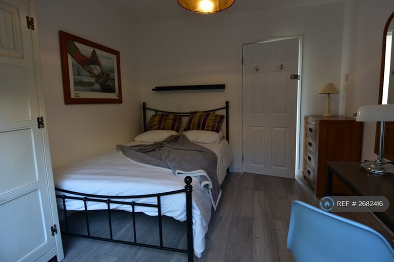 6 bedroom house in Georgian View, Bath, BA2 (6 bed) (#2682416)