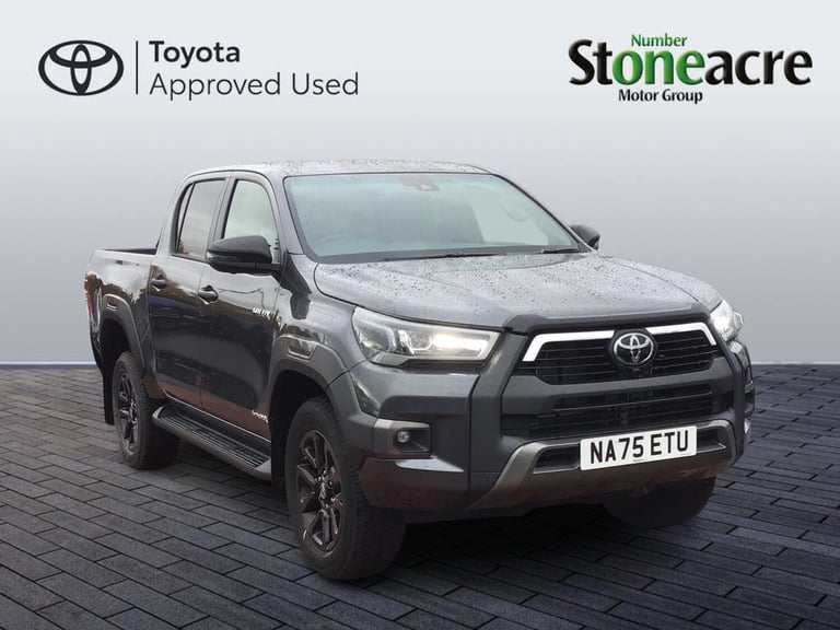  Toyota Hilux 2.8 D-4D-h Invincible X Pickup 4dr Diesel Hybrid Auto 4WD Euro 6 (204 ps) Diesel/El...