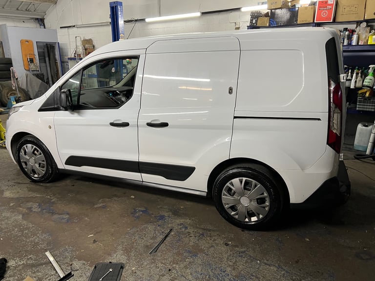 Ford, TRANSIT CONNECT, Panel Van, 2015, Manual, 1560 (cc)
