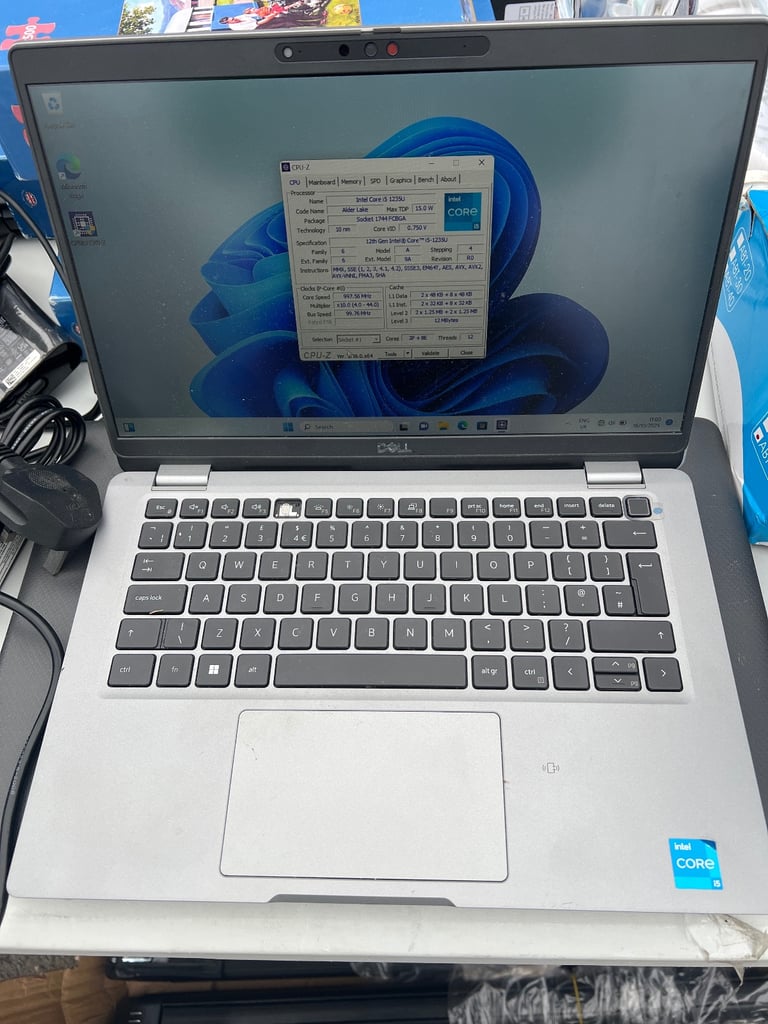 image for Dell i5-12 th -4,40 GHz 