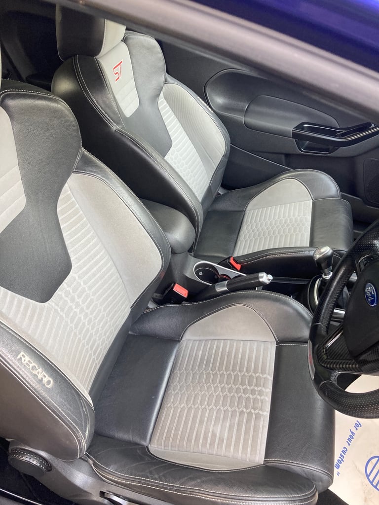 Ford, FIESTA, Hatchback, 2013, Manual, 1596 (cc), 3 doors