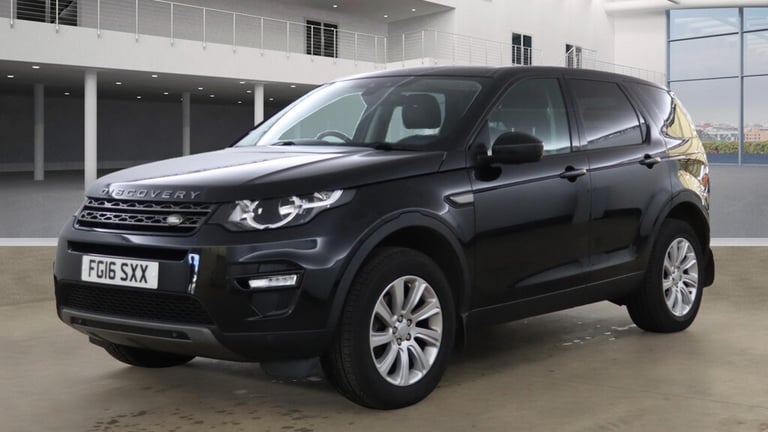 2016 Land Rover Discovery Sport 2.0 TD4 SE Tech SUV 5dr Diesel Auto 4WD Euro 6 (s/s) (180 ps) SUV...