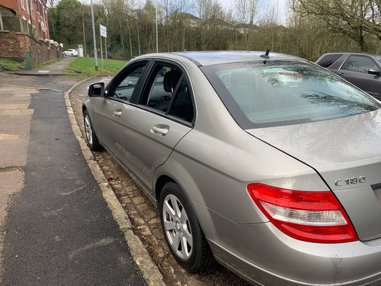 Mercedes-Benz C180 SE Kompressor 1.8L Petrol!