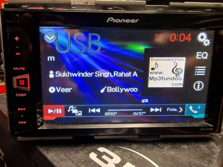 PIONEER MVH - AV270BT STEREO