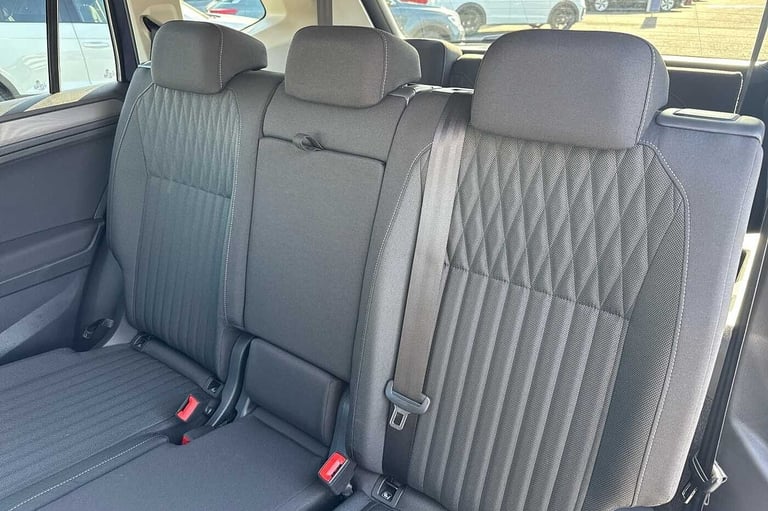 2025 Volkswagen Tiguan 1.5 TSI Life 5dr DSG SUV Petrol Automatic