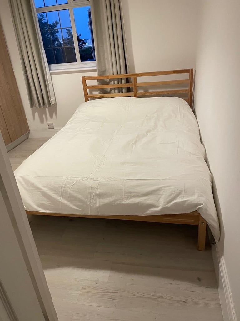 image for Lovely double room in Kenton near Kenton Station and Northwick Park Station.