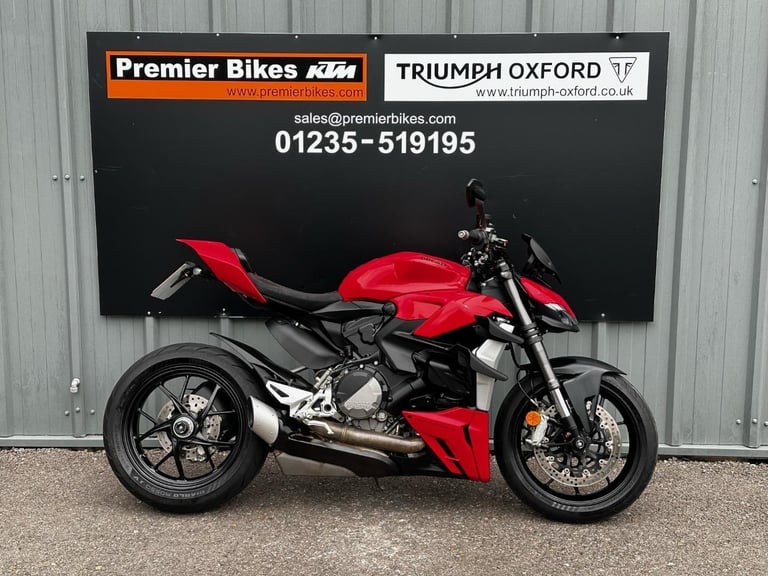 image for 2022/71 Ducati Street Fighter V2 Motorcycle 