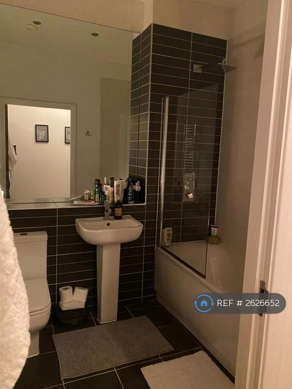 1 bedroom flat in Atlas Mill, Bolton, BL1 (1 bed) (#2626652)