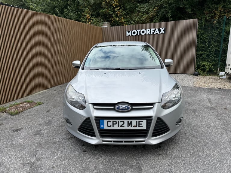 2012 Ford Focus 1.6 Zetec 5dr HATCHBACK Petrol Manual